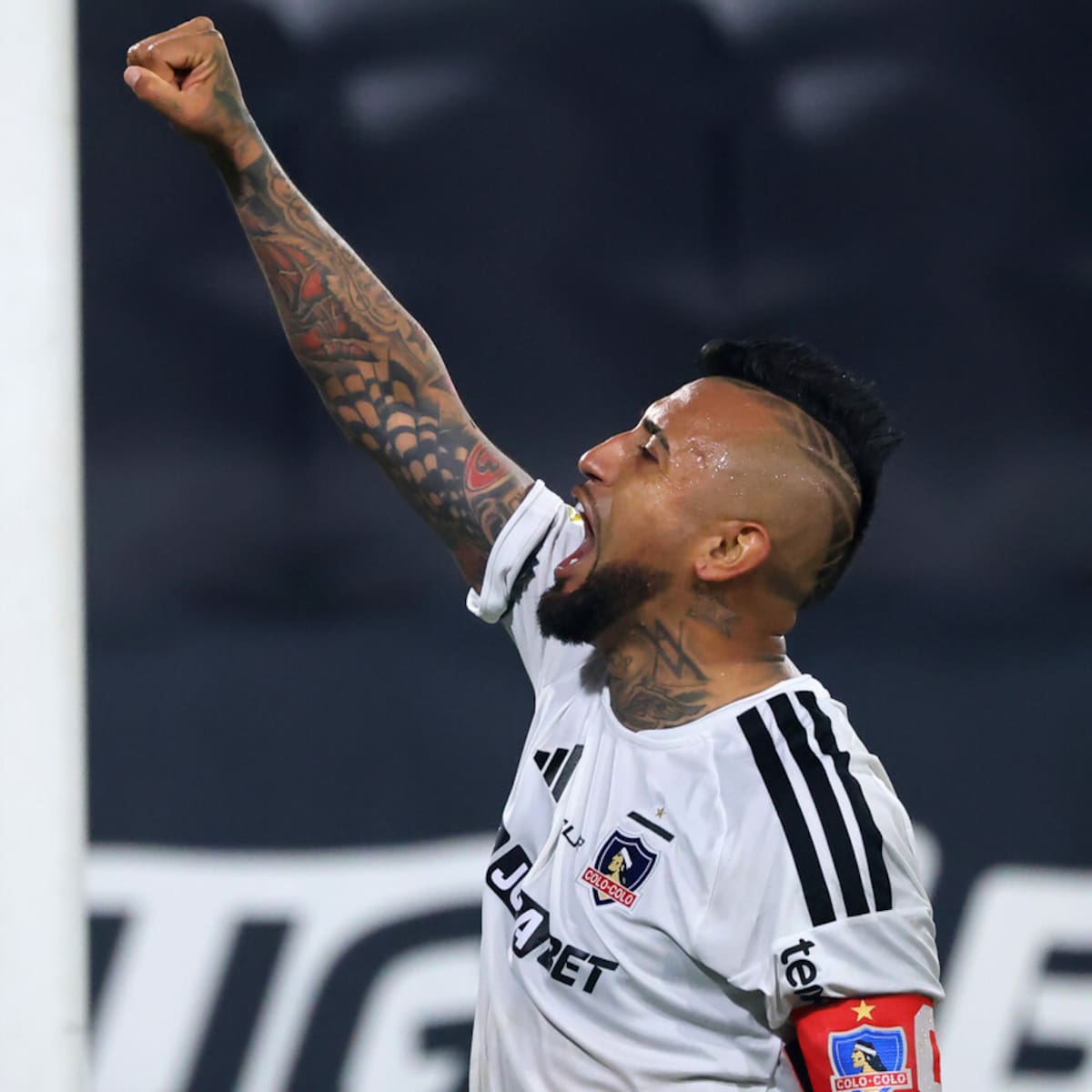 Arturo Vidal se ilusiona con la estrella 35 de Colo Colo y lanza guiño para renovar: “Quiero seguir”