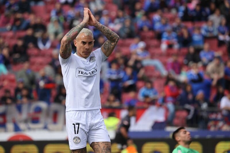 Eduardo Vargas tras su gol a la U: “Fue lindo marcarle a este gran equipo que quiero mucho”. Foto: Aton.