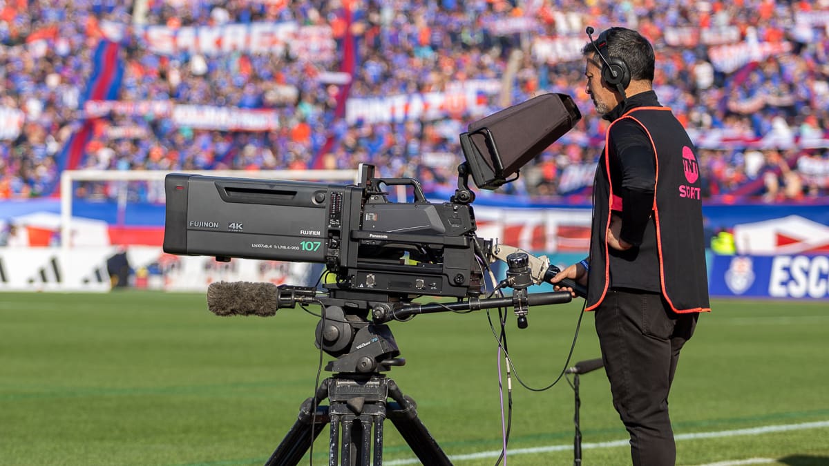 Puede costarle el puesto a un DT: este partido de la Liga de Primera irá GRATIS por TV el fin de semana