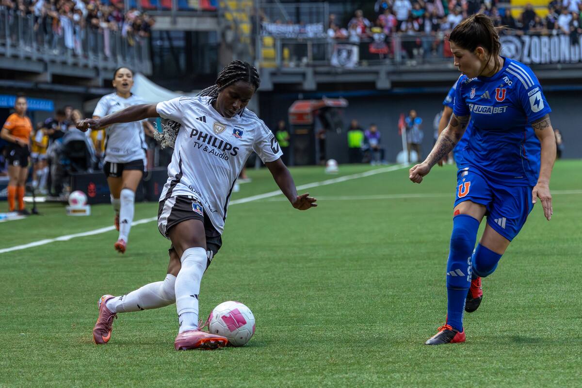 Colo Colo y la U han renovado a piezas fundamentales. Foto: Felipe Escobedo/En Cancha.