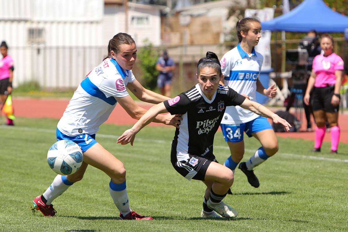 UC vs Colo Colo en el Campeonato 2022. Para este año, el partido se jugará en el Santiago Bueras vacío. Foto: Campeonato Chileno.
