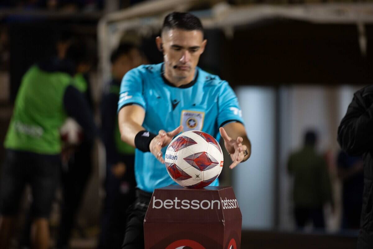 vivió una jornada llena de escándalos y suspensión de partidos.