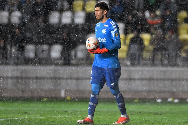 Agustín Rossi, ex Deportes Antofagasta, va en camino a convertirse en leyenda del club más popular de Brasil. Foto: Agencia Aton.