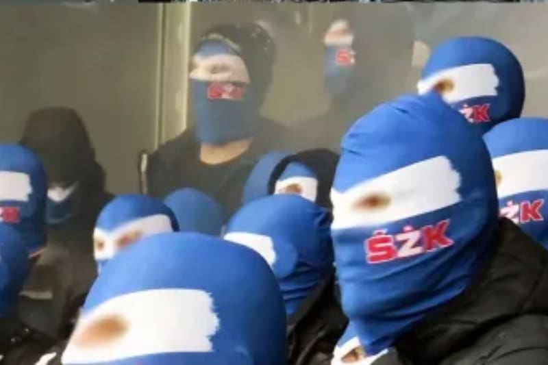 Los hinchas radicales de Lech Poznan.
