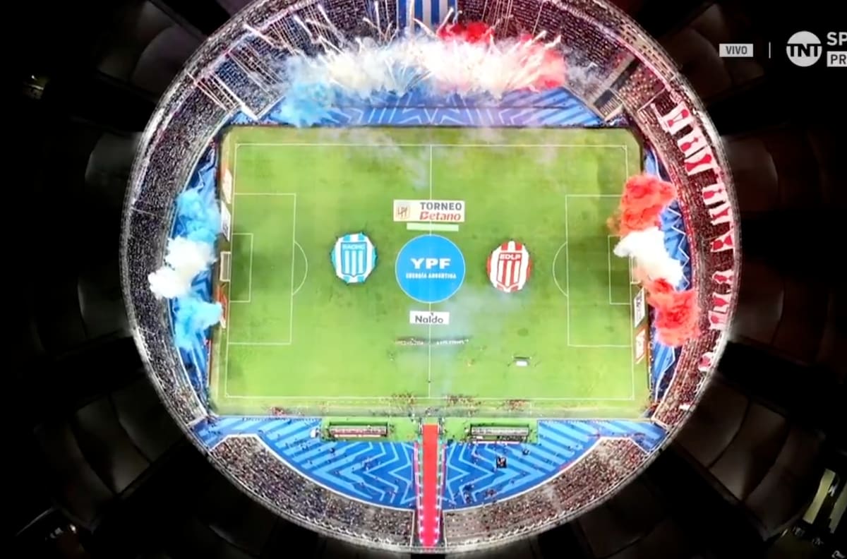 VIDEO | El impresionante recibimiento en la final del fútbol argentino entre Racing y Estudiantes