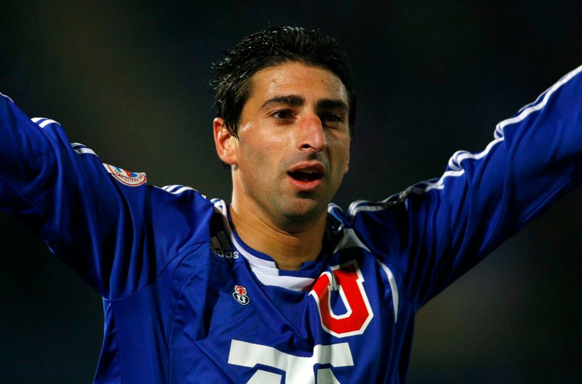 Raúl Estévez analiza volver del retiro para jugar en el fútbol chileno