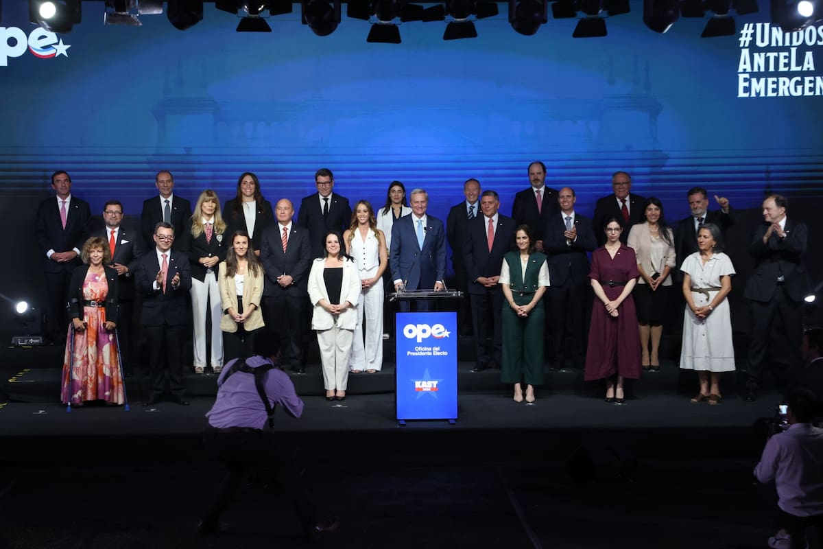 Estos son los 24 ministros que acompañarán al presidente electo en su gestión 2026-2030.
Créditos: Aton.