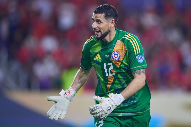 Gabriel Arias jugando por la Selección Chilena