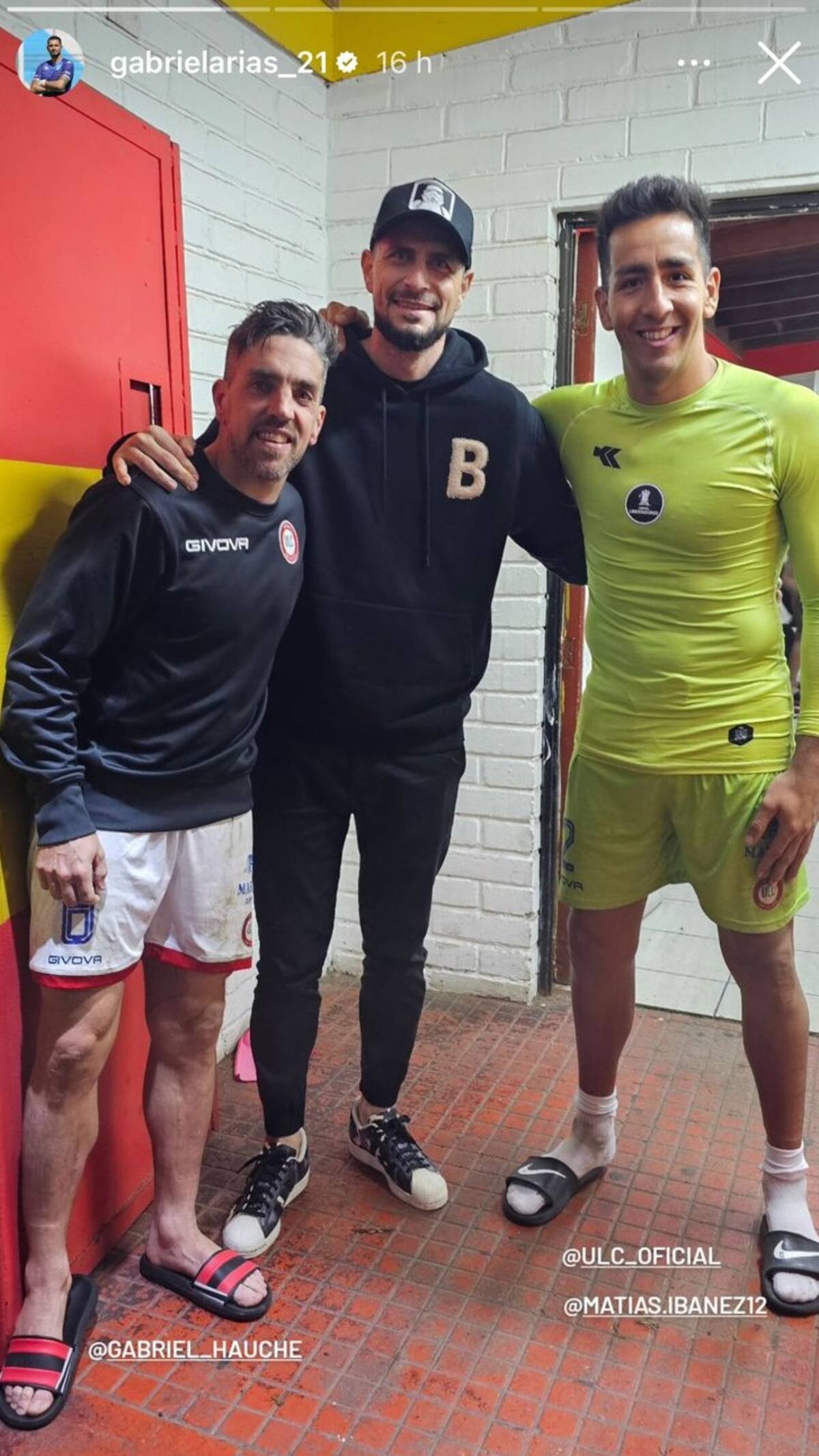 Gabriel Arias visitó el plantel de Unión La Calera