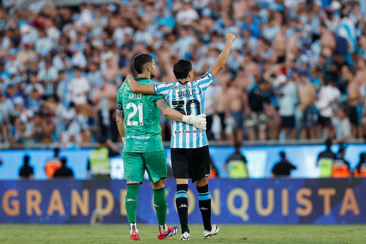 se consagró campeón de la Copa Sudamericana con Racing. (Foto: EFE)