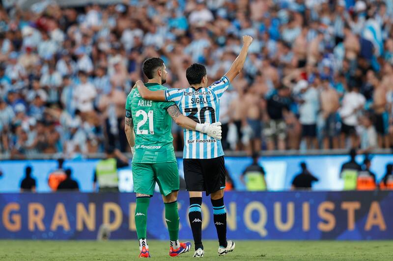se consagró campeón de la Copa Sudamericana con Racing. (Foto: EFE)
