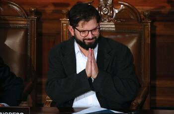 La contundente respuesta de la UDI a la broma de Boric sobre el partido y el ChatGPT: “Abandone su obsesión”