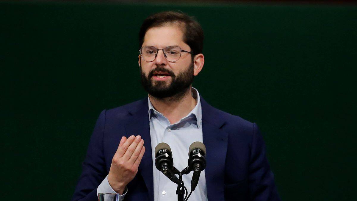 Presidente Boric llama a consultas al embajador chileno en Israel: “420 niños están siendo heridos o asesinados diariamente”