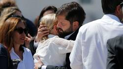 Muerte de Sebastián Piñera: Así fue el emotivo abrazo entre Gabriel Boric y Cecilia Morel