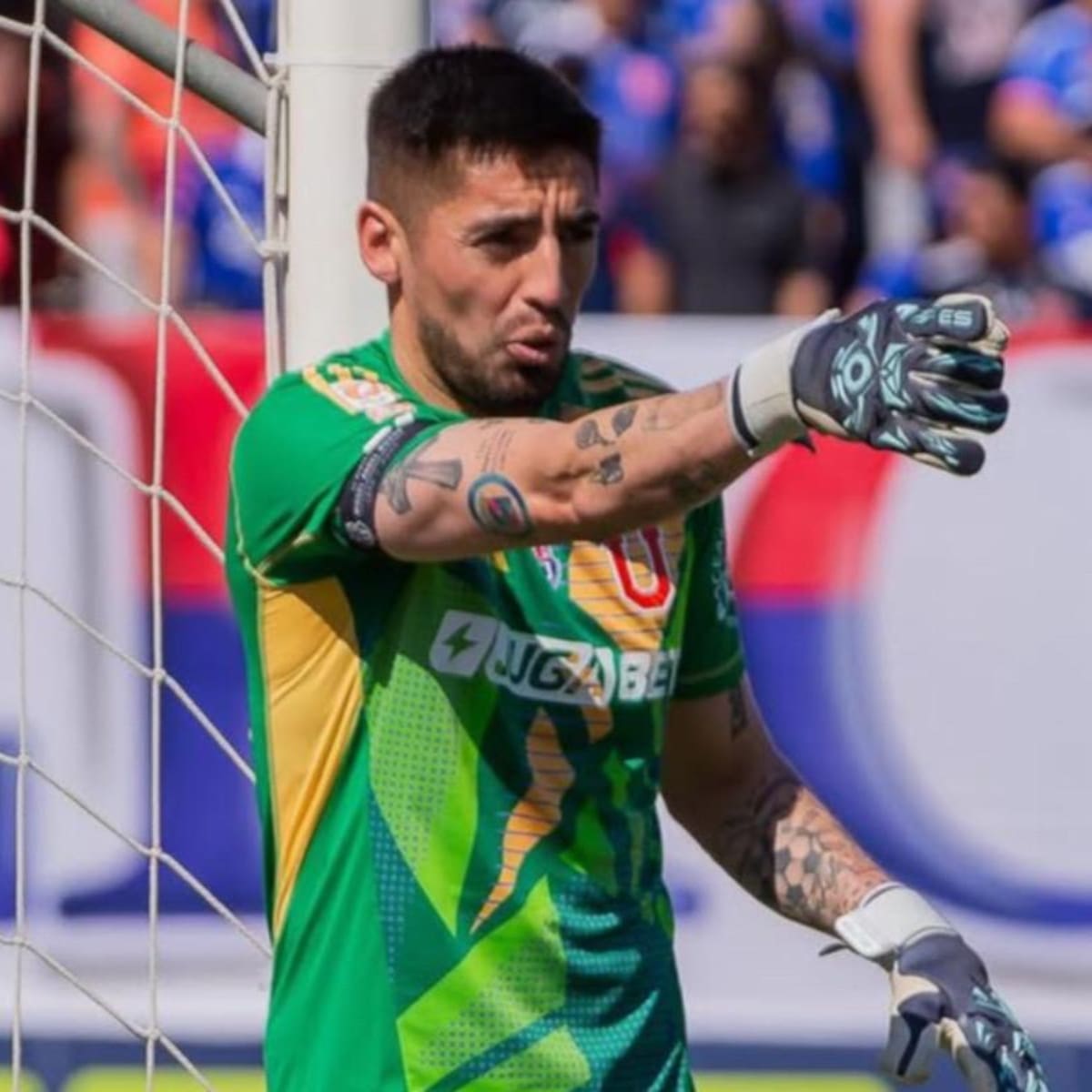 Y la U le busca competencia: datos dejan a Gabriel Castellón como el mejor arquero del fútbol chileno