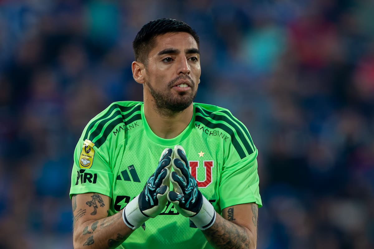 Esta es su tercera etapa siendo titular en el arco de la U. Foto: Felipe Escobedo/En Cancha