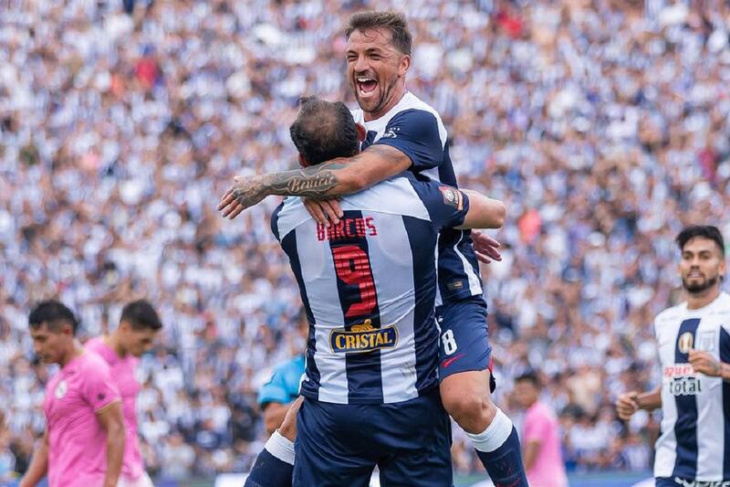 El delantero ex Colo Colo tendrá nuevo técnico en Alianza Lima y se trata de un argentino que estuvo muy cerca de llegar a la U.