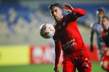 Gabriel Hauche podría dejar Unión La Calera y regresar al fútbol argentino en este mercado de fichajes