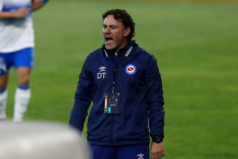 Gabriel Milito dirigió por última en Argentinos Juniors. (Foto: Photosport)