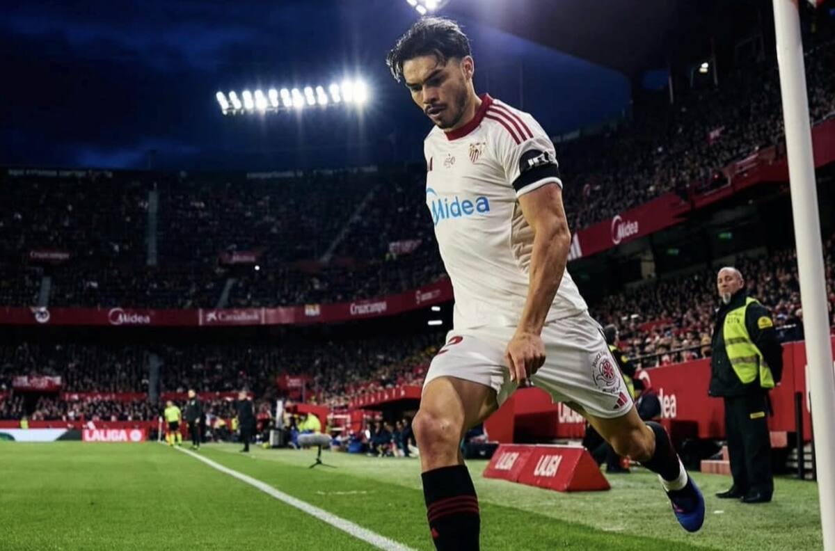 Todo sirve: el imprevisto que le ayudará a Gabriel Suazo a ser titular contra Barcelona