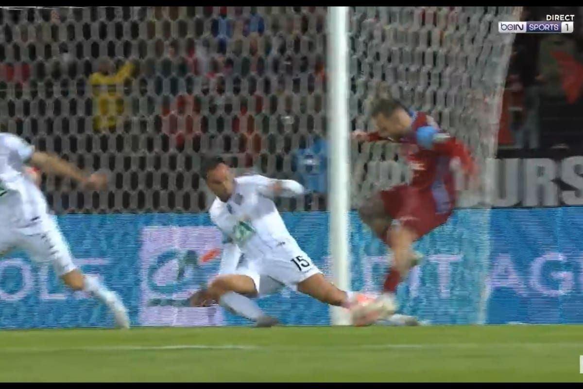 Gabriel Suazo pudo complicar el paso a la final del Toulouse.