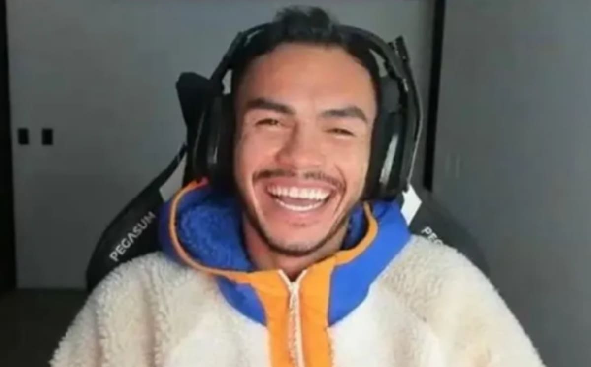 El lateral y su lado streamer.