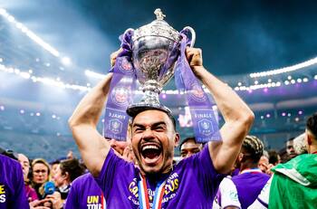 Figura total: Gabriel Suazo sacó portada en L’Equipe y se llena de elogios en Francia