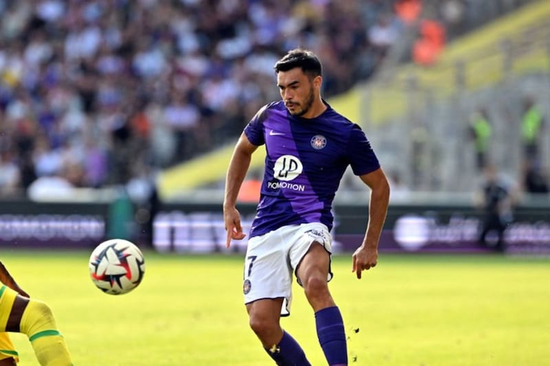 va quedando relegado en el Toulouse FC.