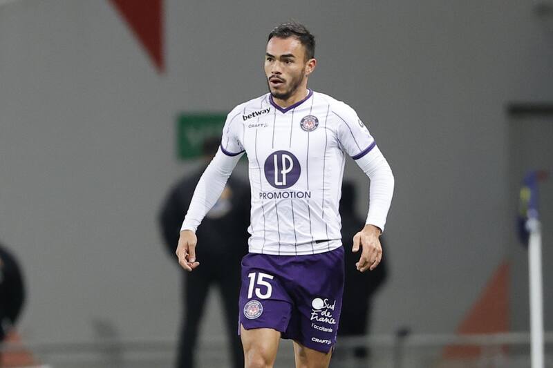 Gabriel Suazo no disputará el partido ante Nantes.