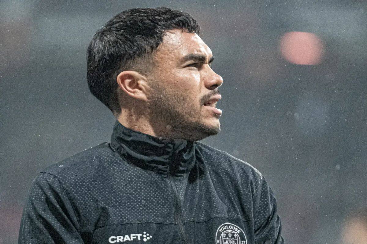Gabriel Suazo fue suplente contra el Montpellier.