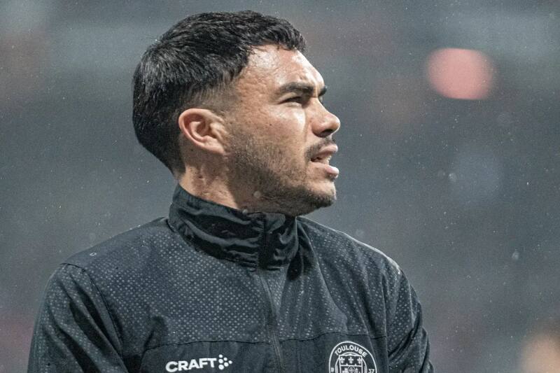 El chileno fue titular en la caída del Toulouse FC ante PSG en el Trofeo de Campeones.