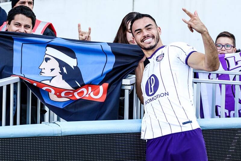 mantiene en alerta a Colo Colo ante un posible traspaso en Europa.