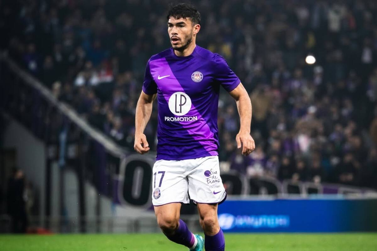 jugó los 90 minutos en una nueva victoria del Toulouse. Foto: @toulousefc.