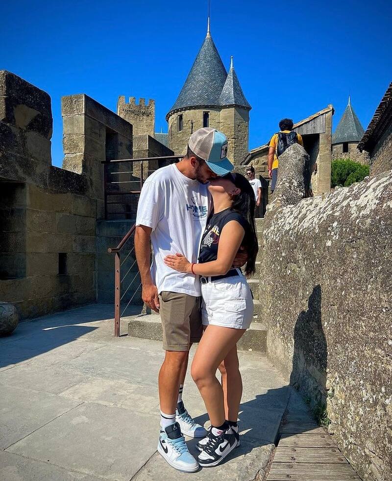 La pareja disfrutando de su día en familia. Foto: Instagram.