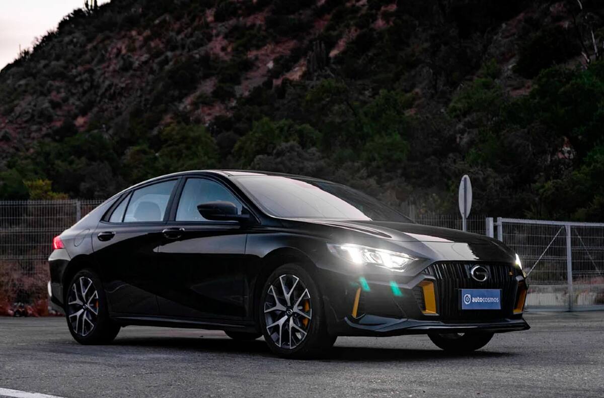 Test Drive GAC Empow, un sedán con alma de hot hatch