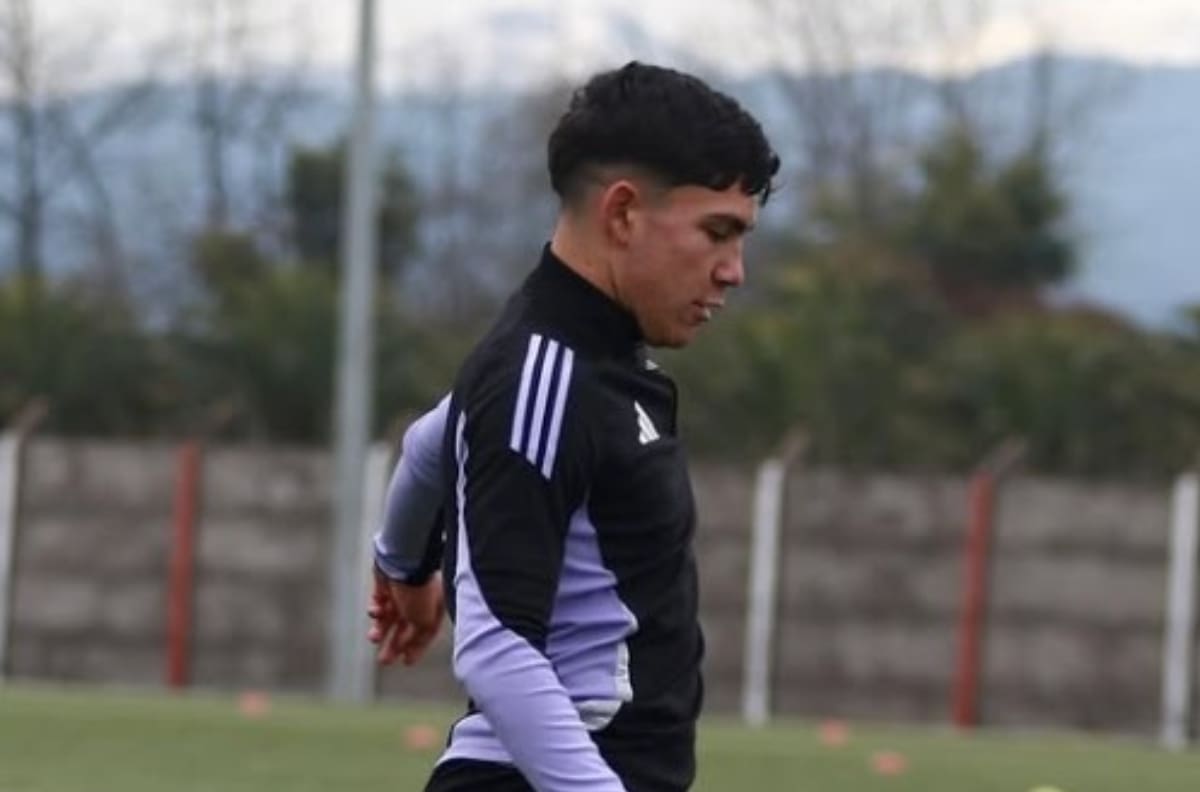 Juvenil de Colo-Colo dejó el Monumental y ahora tiene todo listo para debutar en Brasil