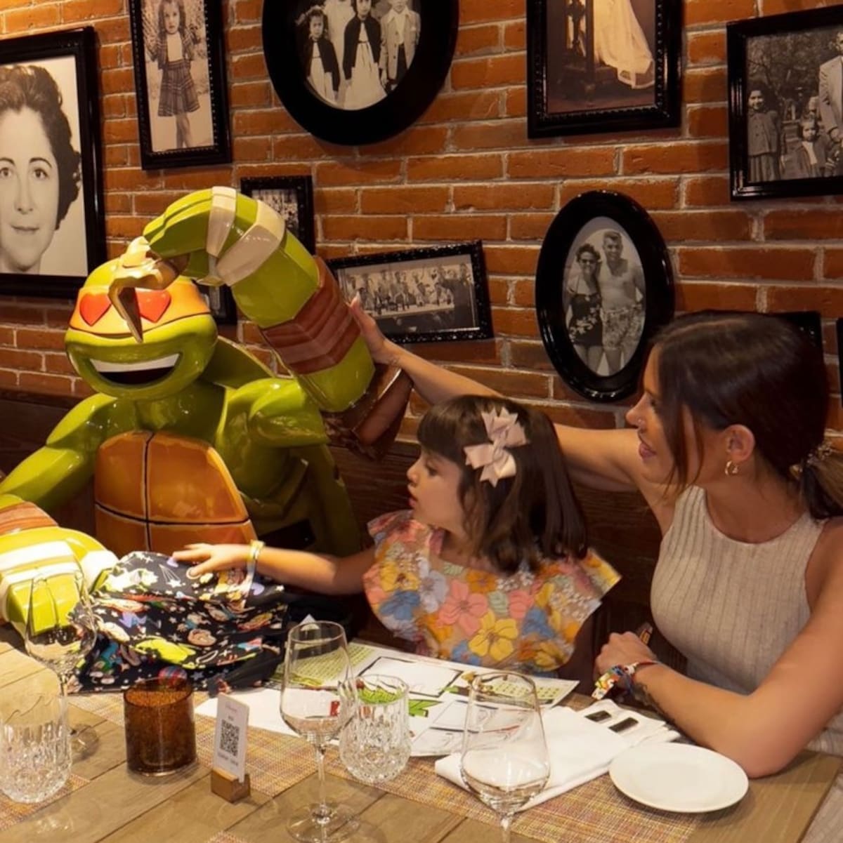 La influencer se encuentra en Cancún por un especial regalo de cumpleaños para su hija.