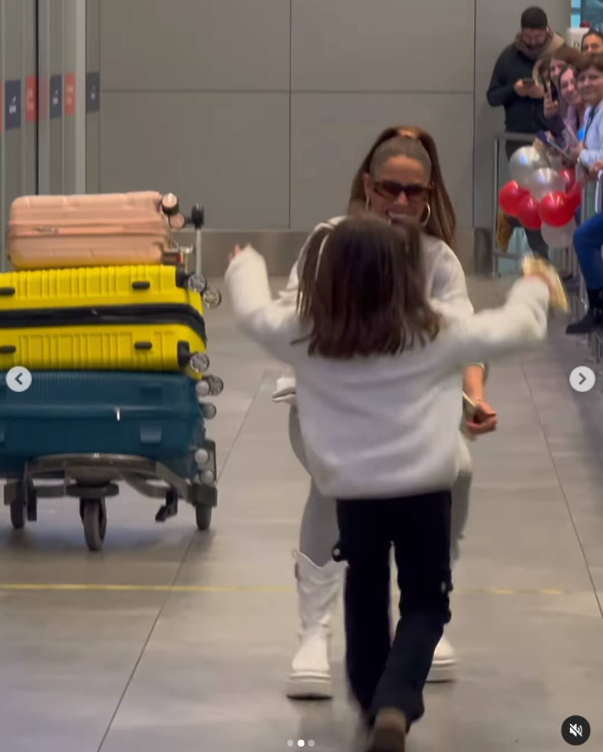 Gala Caldirola se reencontró con su hija, Luz Elif.
