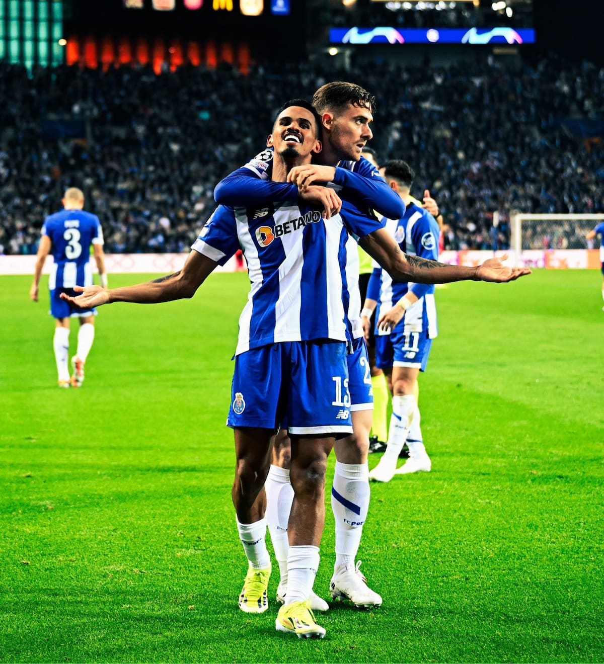 marcó un golazo en el minuto 94 e hizo estallar a los hinchas portugueses