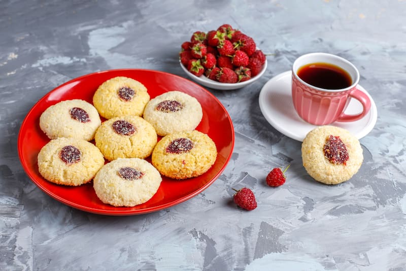 Con solo cinco ingredientes, puedes preparar esta rica receta dulce en casa. Créditos: Freepik.