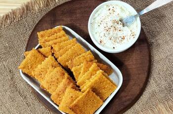 Receta sencilla de galletitas de queso: Un snack ideal para el picoteo