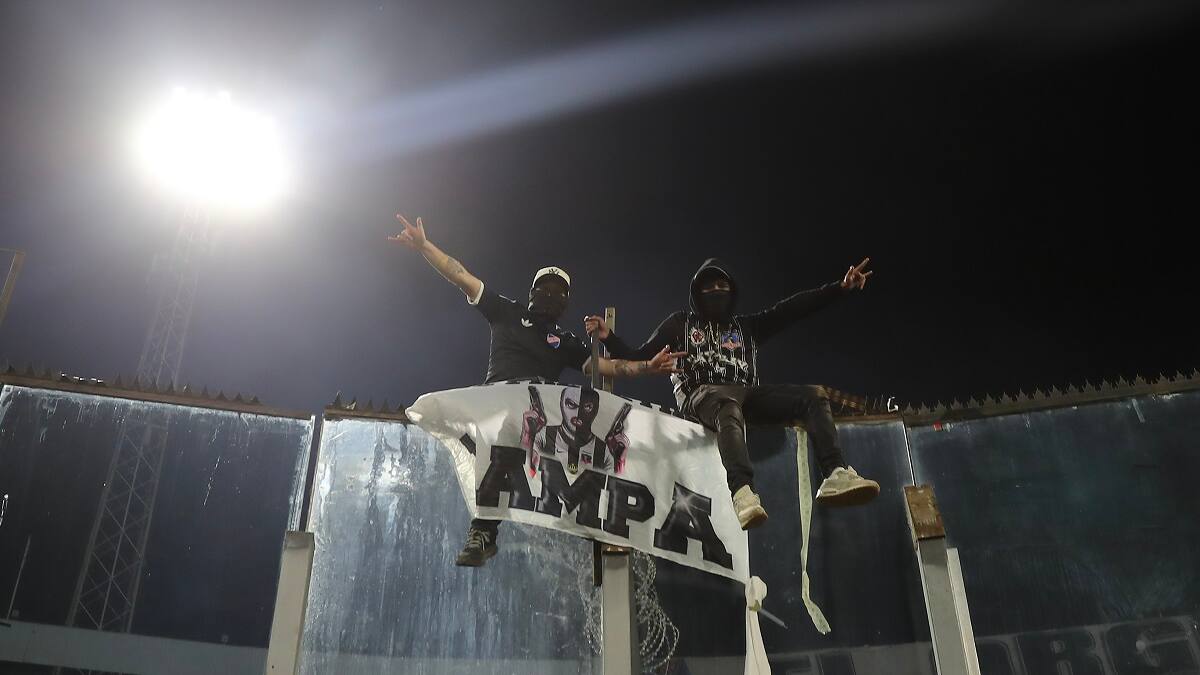 Daniel Matamala: “La Garra Blanca decide, las autoridades pusilánimes acatan”