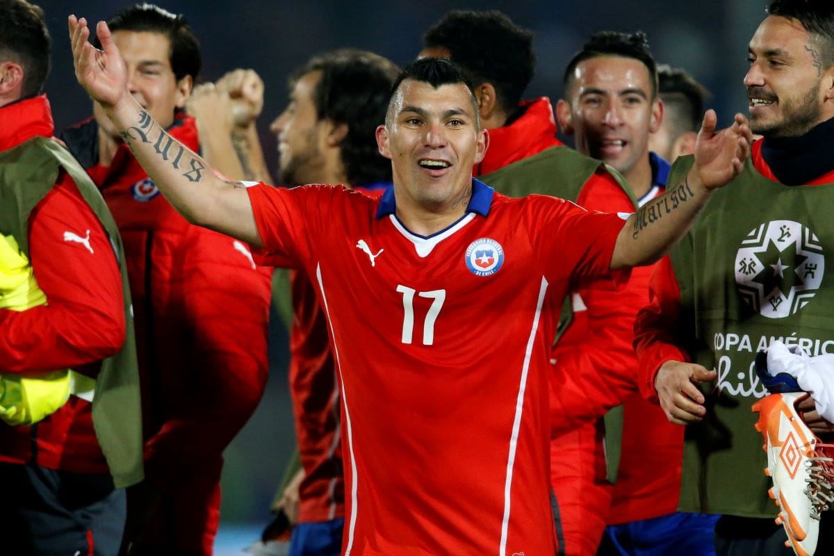 fue mencionado por Universidad Católica en el aniversario de la obtención de la Copa América 2015. Foto: ATON