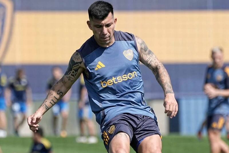 Gary Medel será jugador de la UC para 2025.