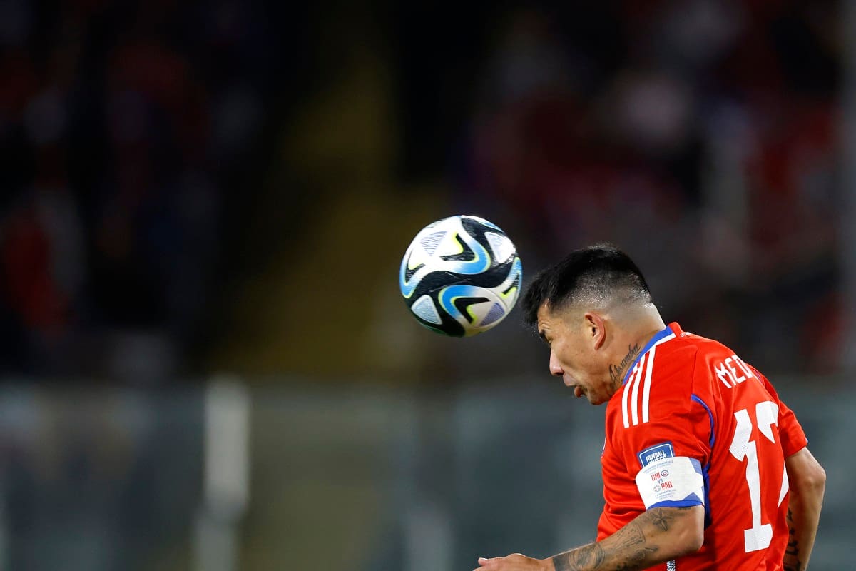 Gary Medel con La Roja en las Eliminatorias Sudamericanas. Agencia Aton