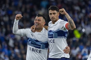 El inesperado revés que entrampa la renovación de Fernando Zampedri y Gary Medel en la UC