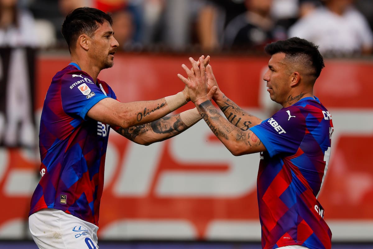 Cruzados quiere renovar el contrato de ambos jugadores por una temporada, con la posibilidad de extenderlo por un segundo. Foto: Agencia ATON.