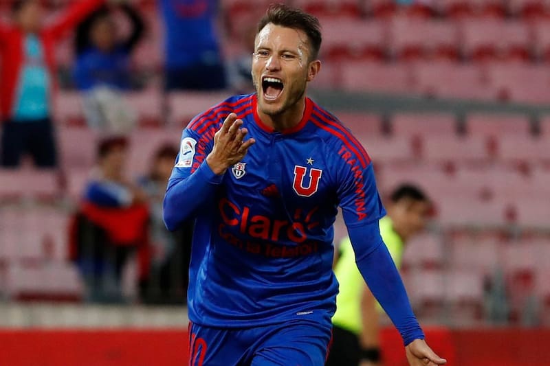 recordó a los entrenadores que tuvo en Universidad de Chile. Foto: Agencia Aton.