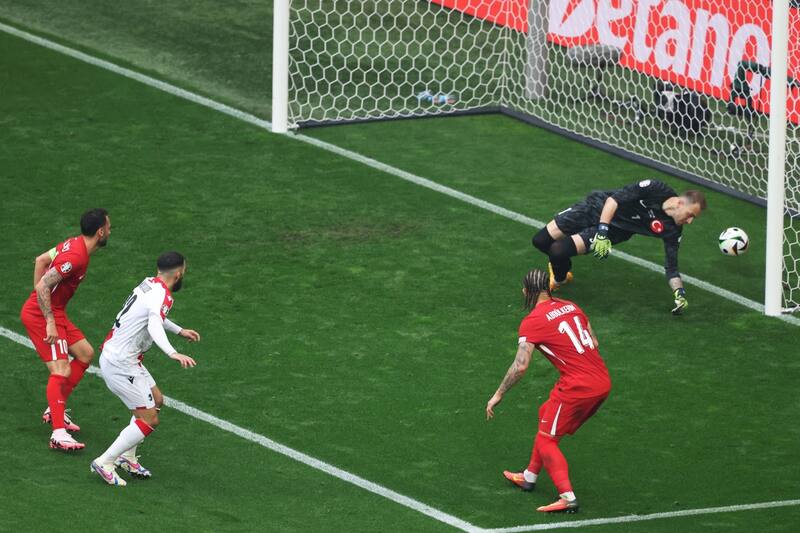 anotó un histórico gol en la Eurocopa. EFE.