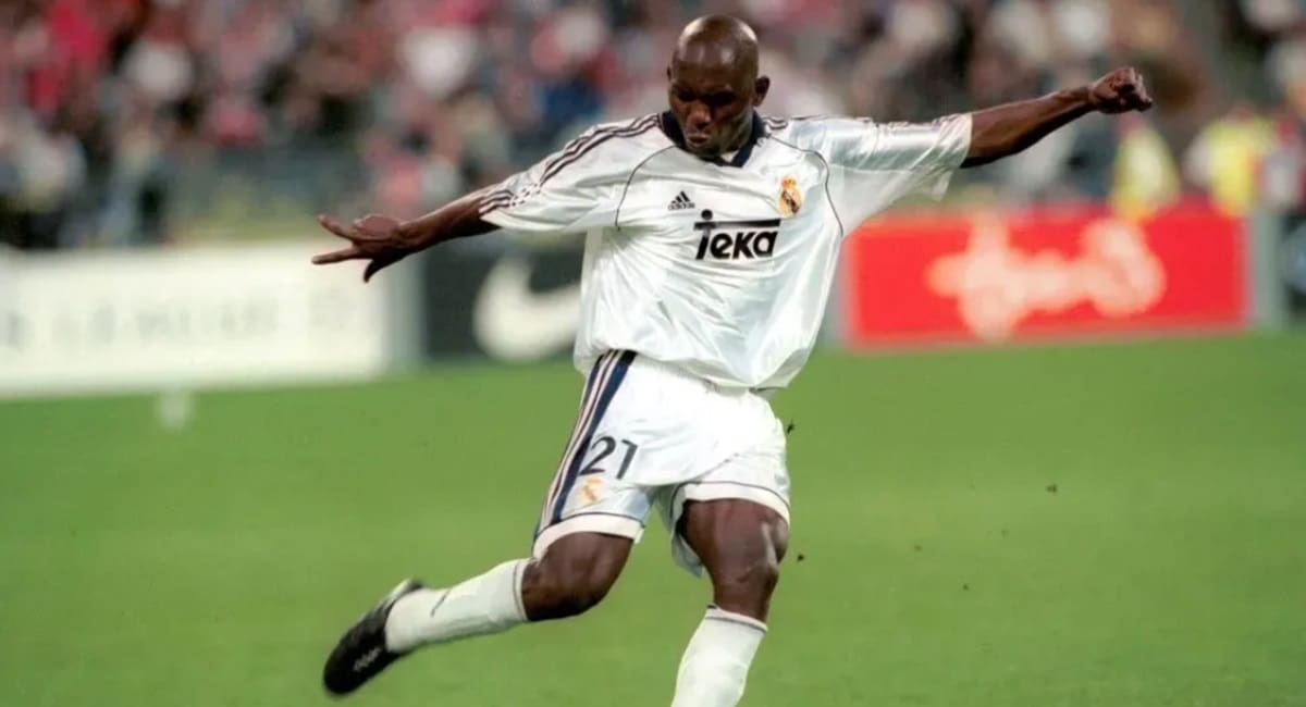 jugó en el Real Madrid entre 1999 y 2002